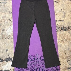 Simply Vera Vera Wang Charcoal Flared Leggings size Small